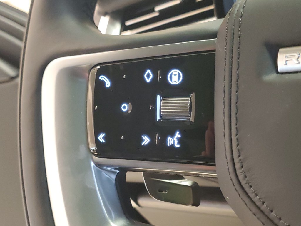 2026 Land Rover Range Rover SE - Photo 16