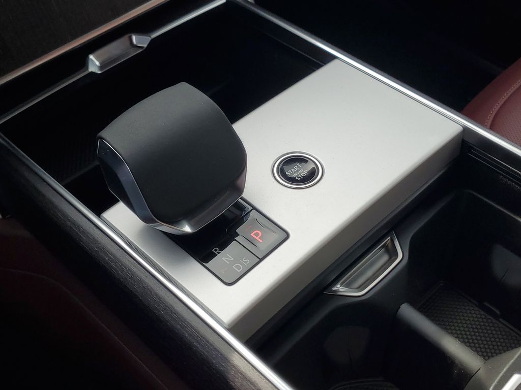 2026 Land Rover Range Rover SE - Photo 21