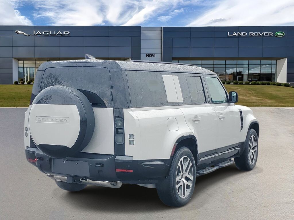 New 2026 Land Rover Defender 130 X-Dynamic SE SUV