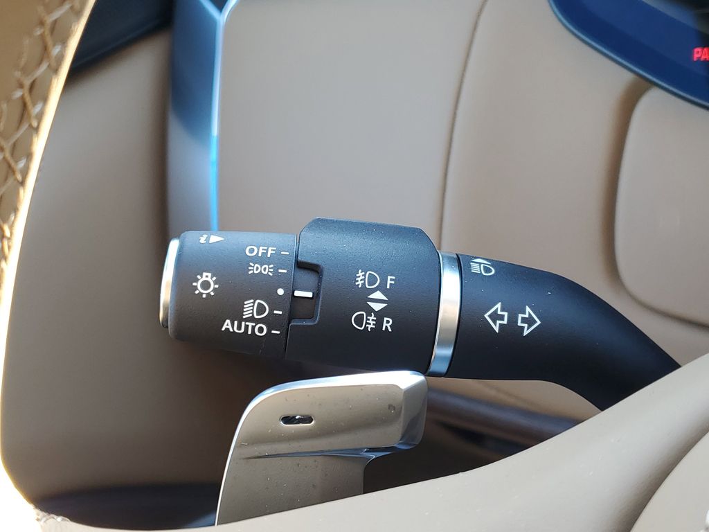 2026 Land Rover Range Rover SE - Photo 17
