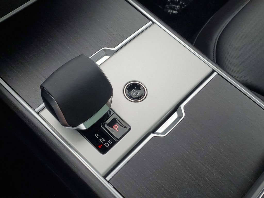 2026 Land Rover Range Rover SE - Photo 23