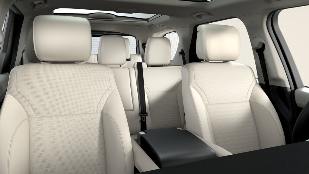 New 2026 Land Rover Discovery Dynamic SE 300PS SUV