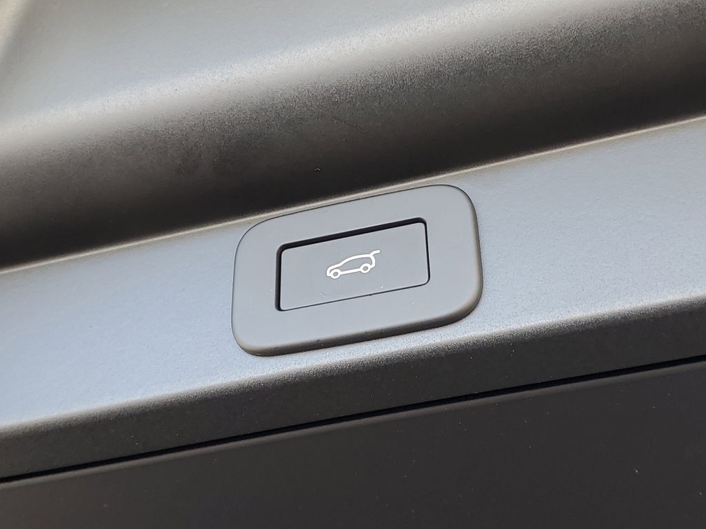 2026 Land Rover Range Rover SE - Photo 9