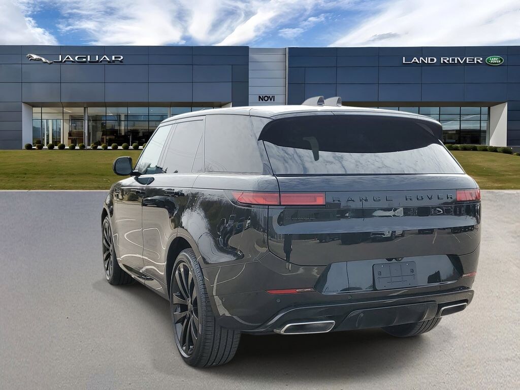 New 2026 Land Rover Range Rover Sport Dynamic SE SUV