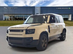 2026 Land Rover Defender 110 X-Dynamic SE SUV
