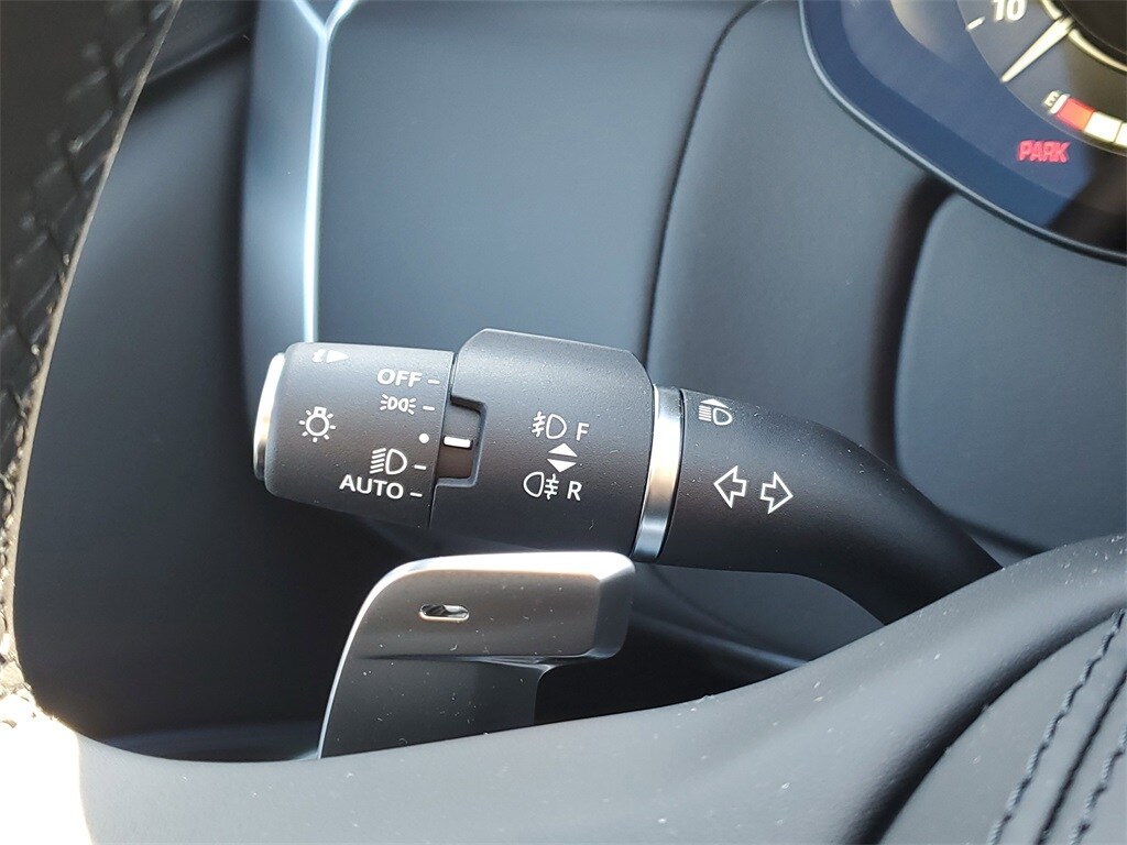 2026 Land Rover Range Rover SE - Photo 17