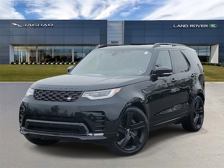2025 Land Rover Discovery Dynamic SE SUV