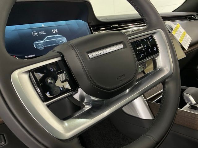 2025 Land Rover Range Rover SE - Photo 17