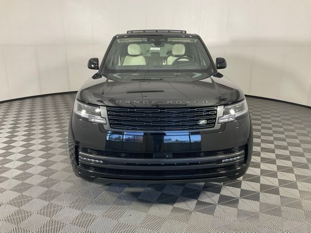 The Land Rover Ranger Rover in Fort Wayne, IN | Land Rover Fort Wayne