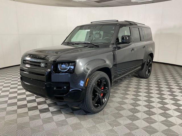 2026 Land Rover Defender 130 X P400's photo