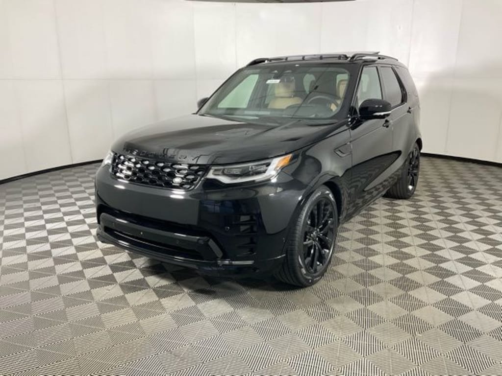 New 2026 Land Rover Discovery Dynamic SE SUV