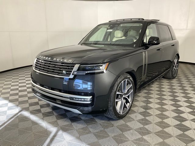 2026 Land Rover Range Rover SE
