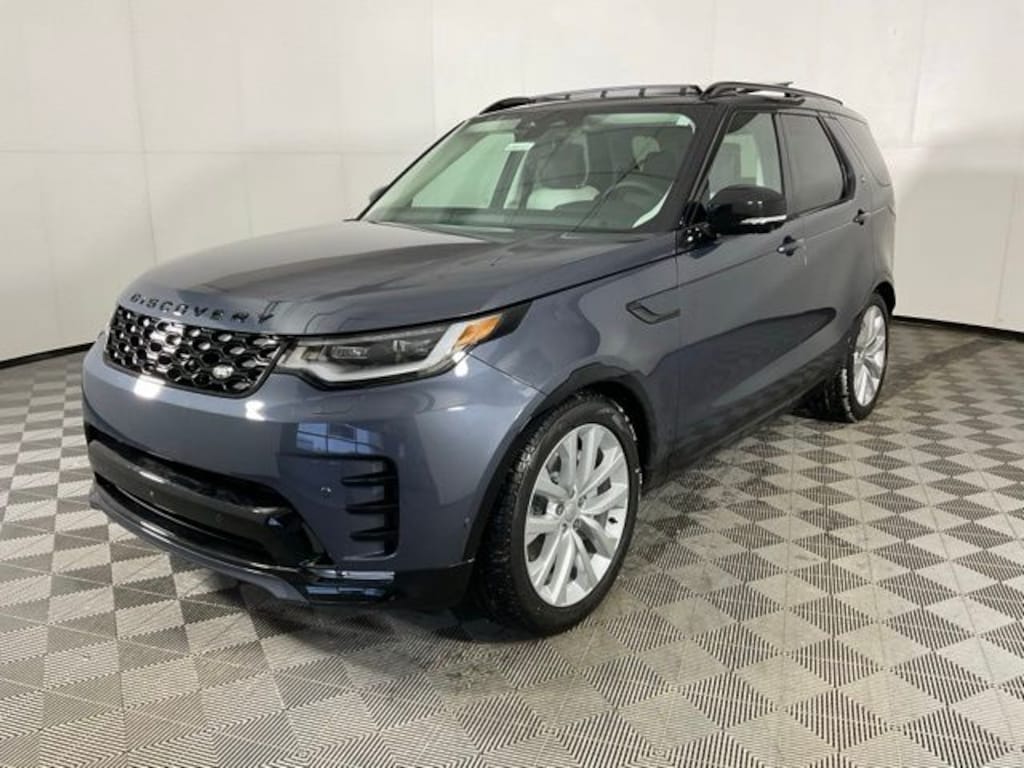 New 2026 Land Rover Discovery Dynamic SE SUV