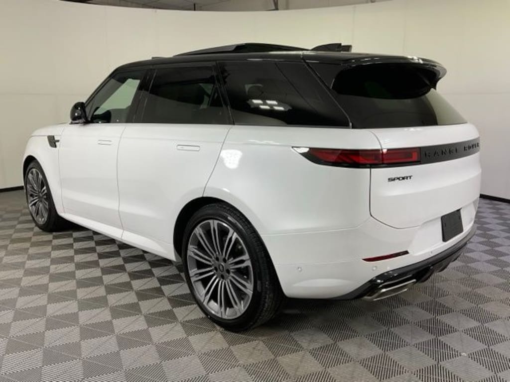 New 2025 Land Rover Range Rover Sport Dynamic SE SUV