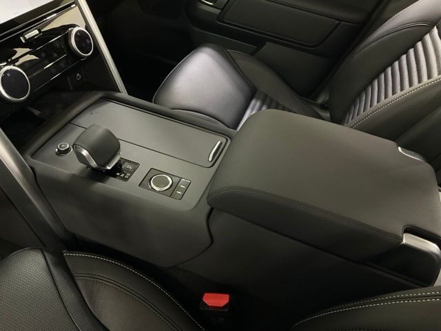 2025 Land Rover Discovery S - Photo 15