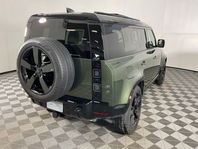 2026 Land Rover Defender X-Dynamic SE - Photo 6