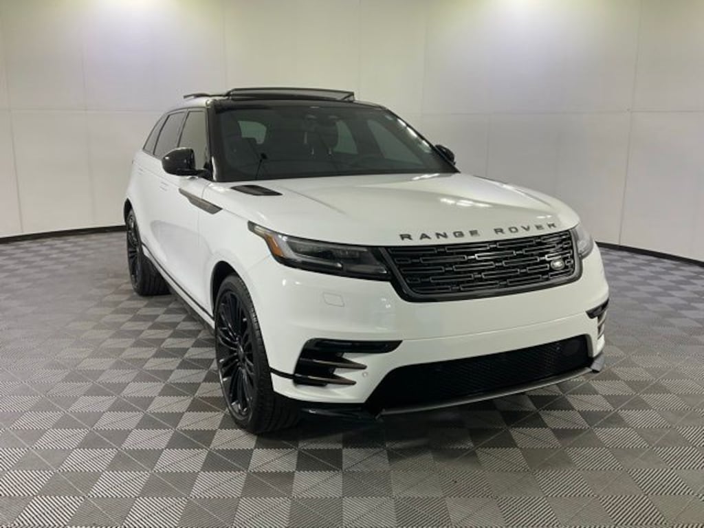 Used 2025 Land Rover Range Rover Velar P400 Dynamic SE SUV