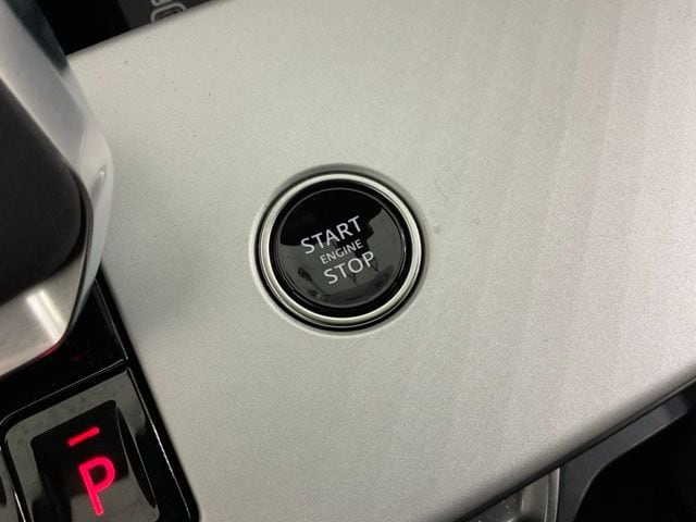 2025 Land Rover Range Rover SE - Photo 11