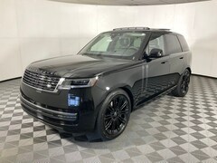 2025 Land Rover Range Rover SE SUV