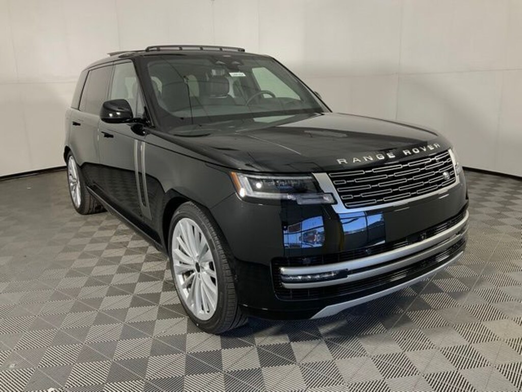 New 2026 Land Rover Range Rover SE SUV