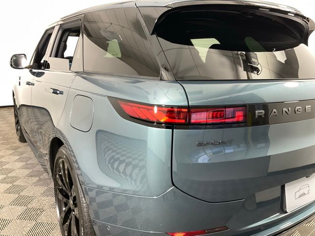2025 Land Rover Range Rover Sport Dynamic SE - Photo 37