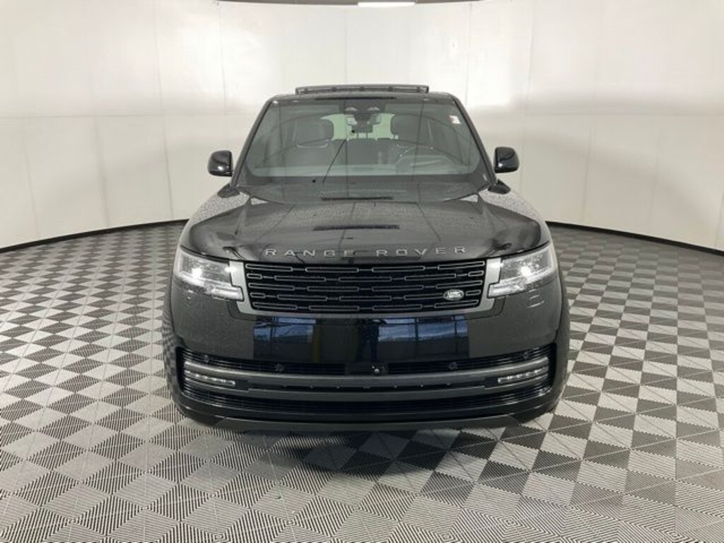 Used 2025 Land Rover Range Rover P530 SE 7 Seat SUV