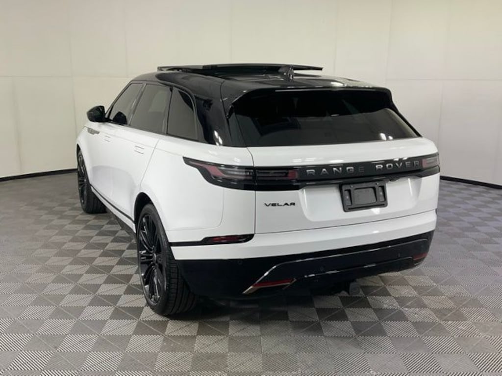 Used 2025 Land Rover Range Rover Velar P400 Dynamic SE SUV