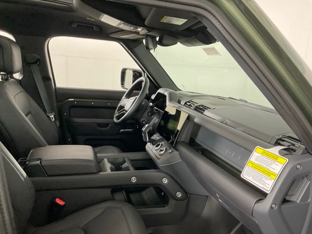 2026 Land Rover Defender X-Dynamic SE - Photo 28