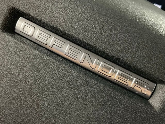 2025 Land Rover Defender S - Photo 56