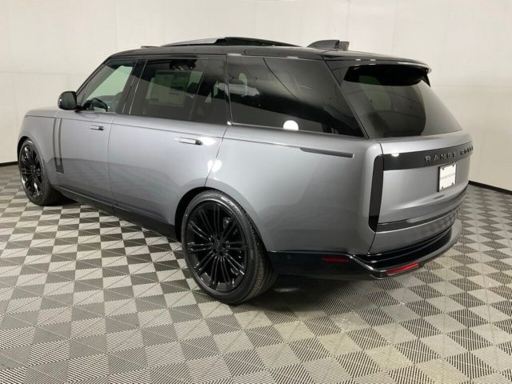 New 2026 Land Rover Range Rover SE 7 Seats SUV