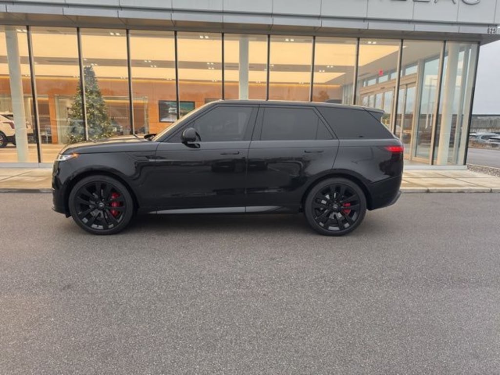Used 2024 Land Rover Range Rover Sport Dynamic SE SUV