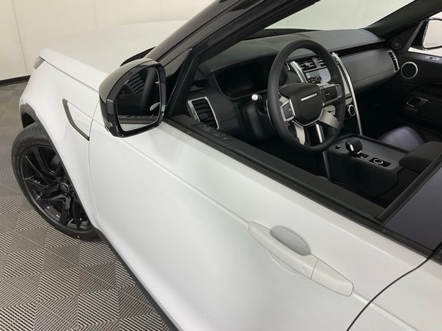 2025 Land Rover Discovery S - Photo 40