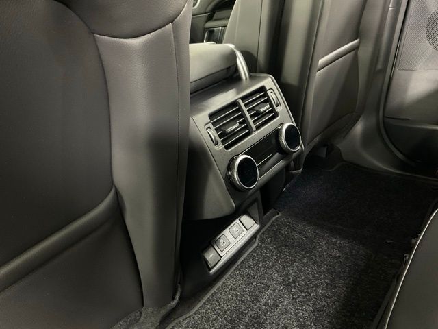2025 Land Rover Discovery S - Photo 16