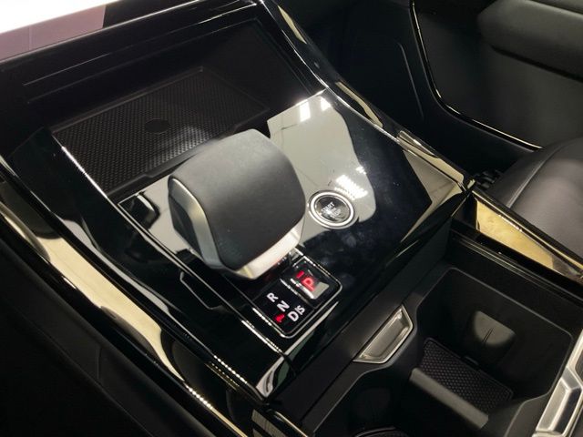 2025 Land Rover Range Rover Sport Dynamic SE - Photo 16