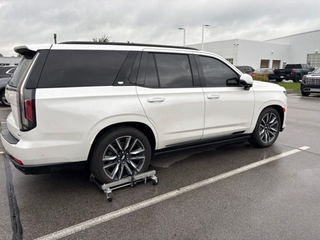 Used 2021 CADILLAC Escalade Sport 4x4 SUV
