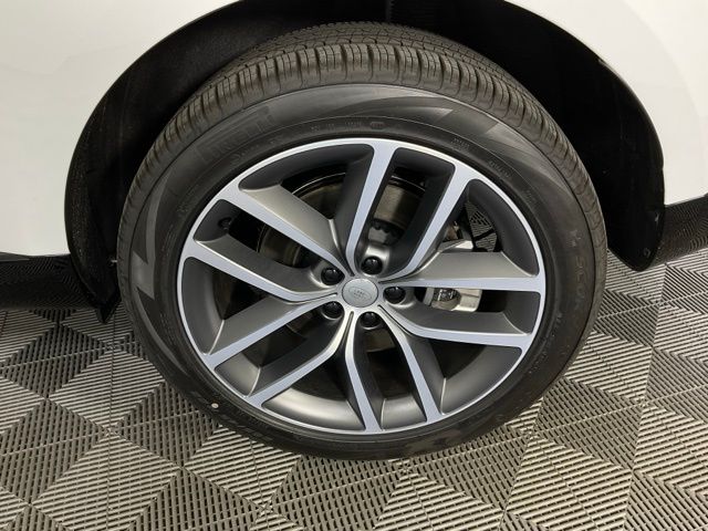 2025 Land Rover Range Rover SE - Photo 35