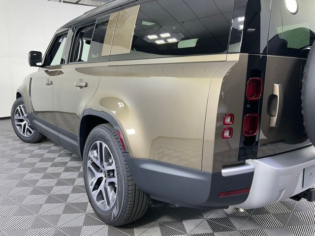 2025 Land Rover Defender S - Photo 44