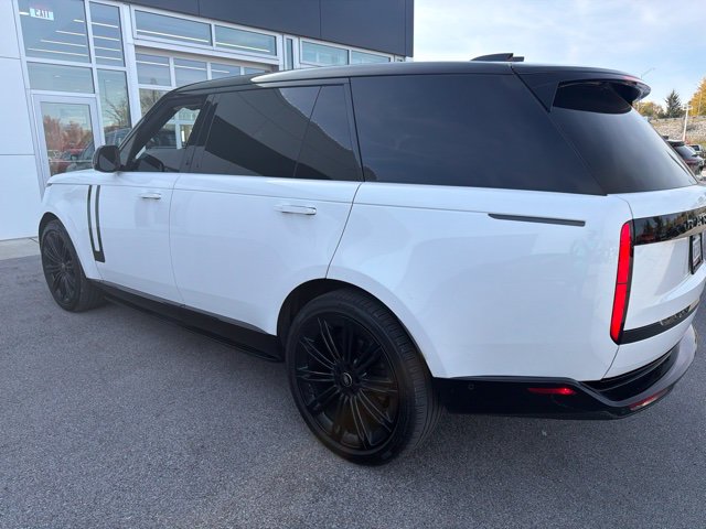 Used 2025 Land Rover Range Rover P400 SE 7 Seat SUV