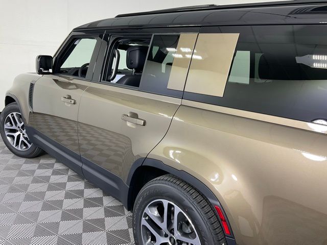 2025 Land Rover Defender S - Photo 45