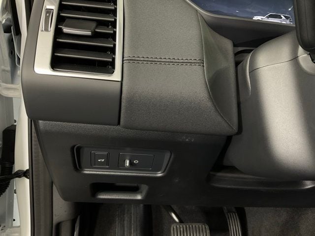 2025 Land Rover Discovery S - Photo 23