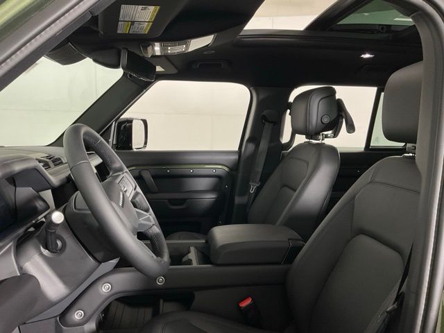 2026 Land Rover Defender X-Dynamic SE - Photo 26