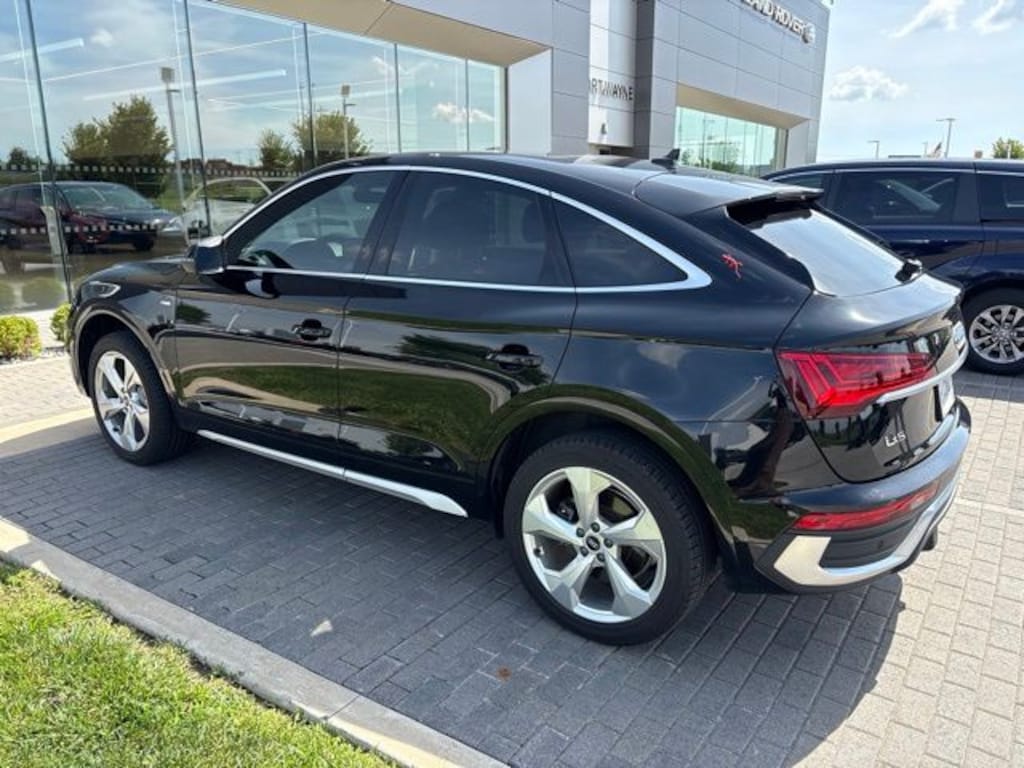 Used 2021 Audi Q5 Sportback 45 Premium SUV