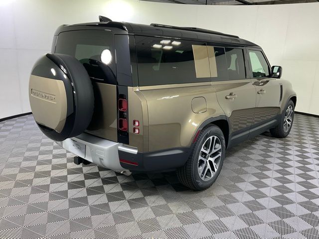2025 Land Rover Defender S - Photo 6
