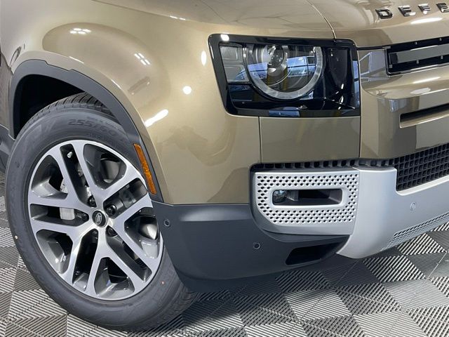 2025 Land Rover Defender S - Photo 53
