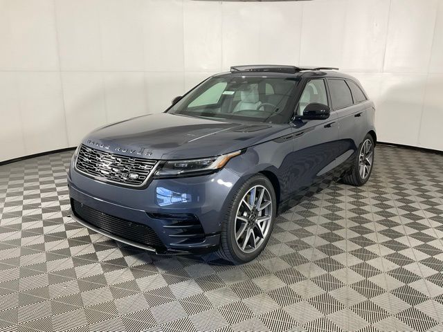 2026 Land Rover Range Rover Velar Dynamic SE