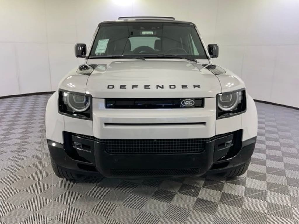 New 2026 Land Rover Defender 130 X-Dynamic SE SUV