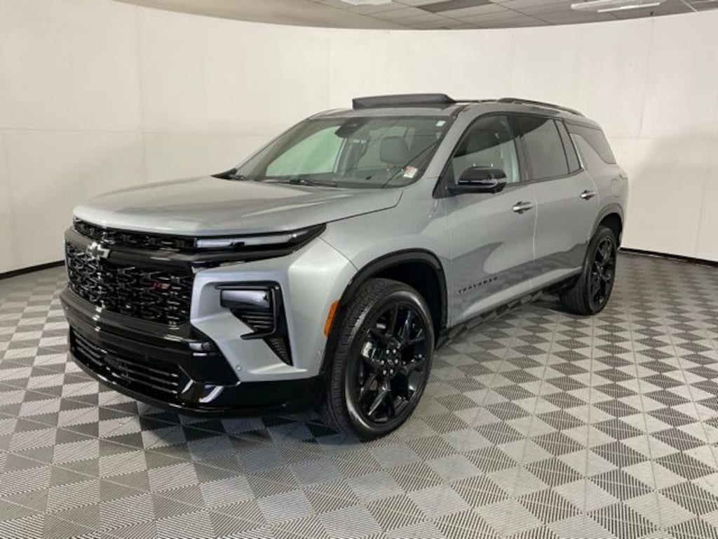 Used 2024 Chevrolet Traverse RS SUV