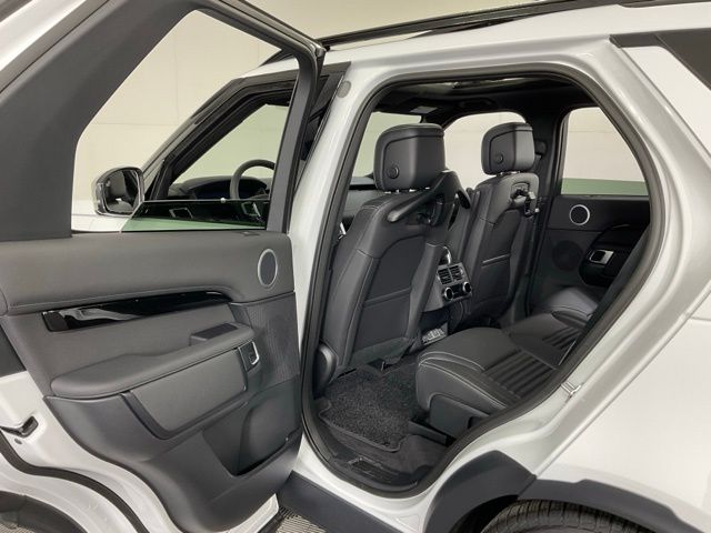 2025 Land Rover Discovery S - Photo 33