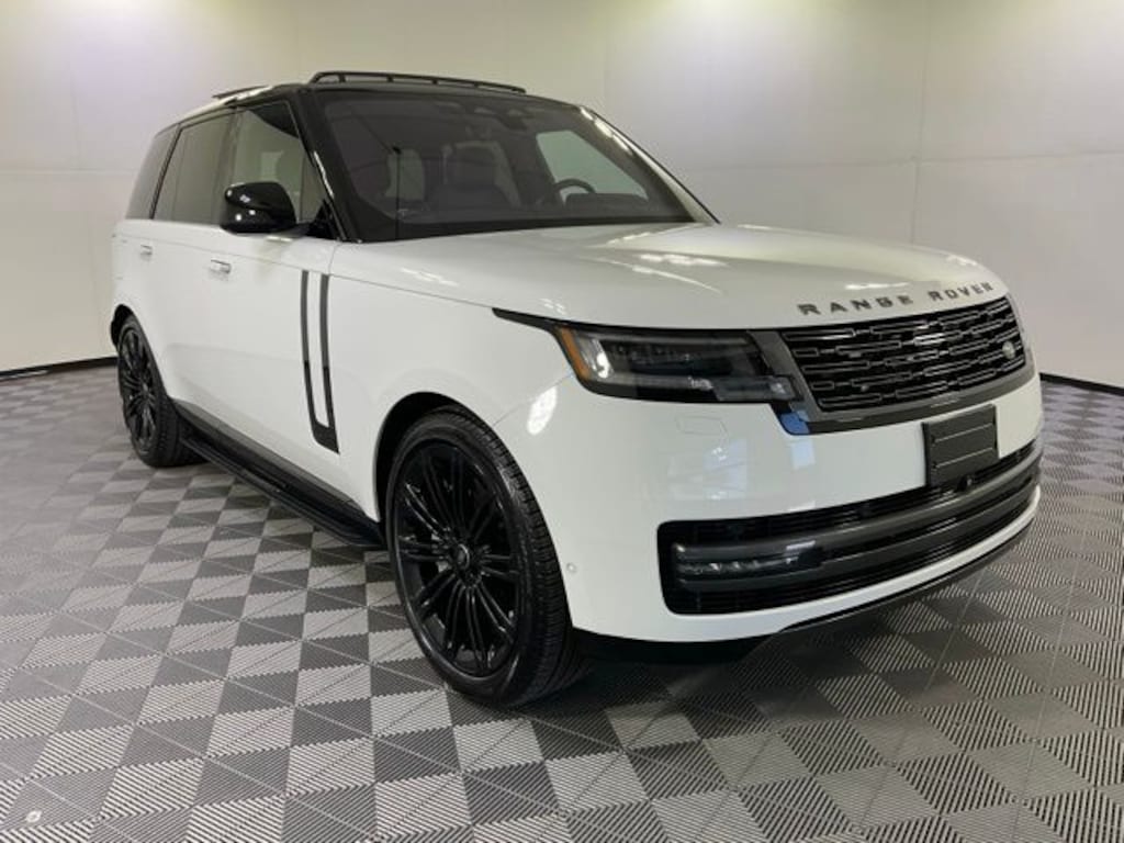 Used 2023 Land Rover Range Rover P530 SE SUV