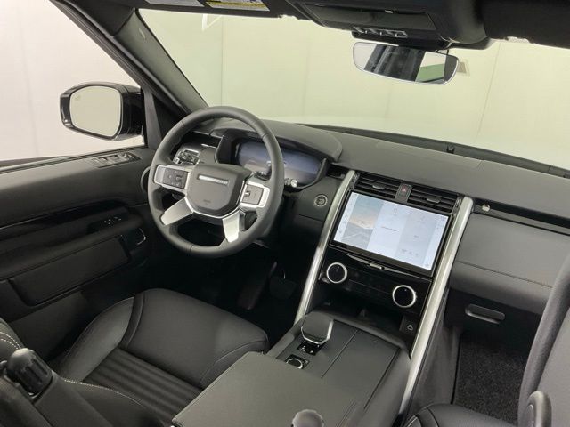 2025 Land Rover Discovery S - Photo 31